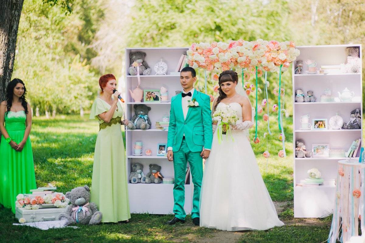 ᐉ зеленая свадьба - оформление зала, платье, букет, приглашения - svadebniy-mir.su