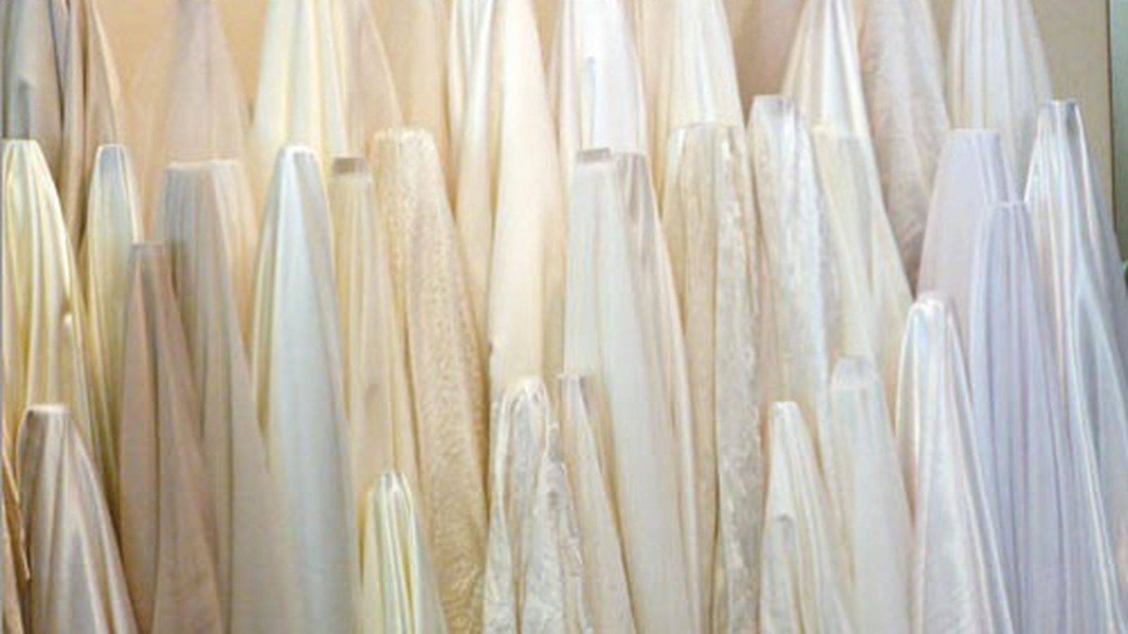 Прямые свадебные платья, стильные фасоны и интересные модели
