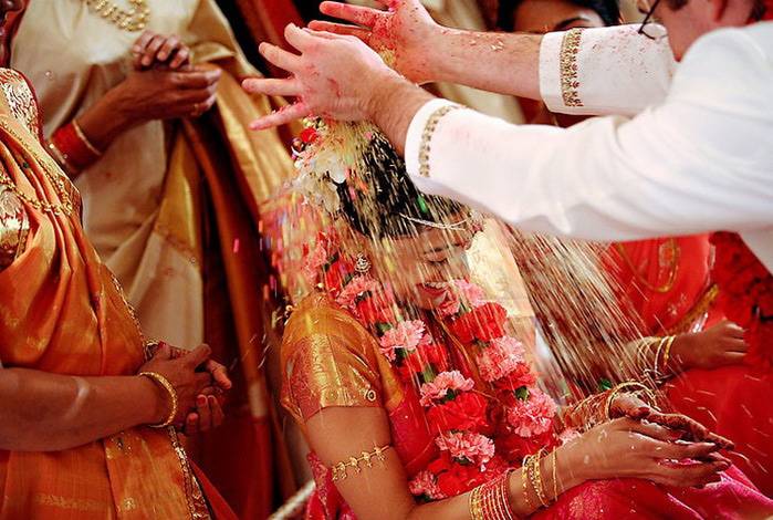 Как проходит индийская свадьба: обычаи и правила
