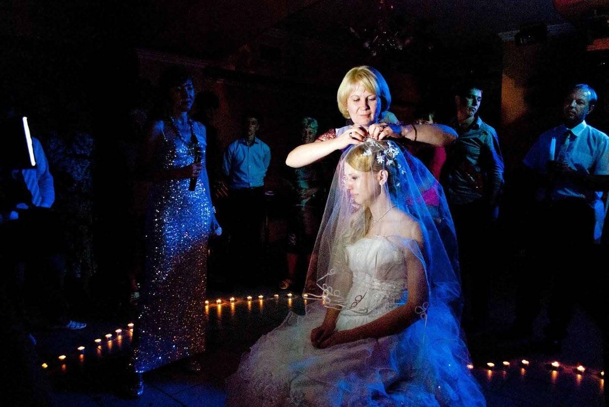 Снятие фаты с невесты — символизм и традиционные правила (57 фото обряда)
