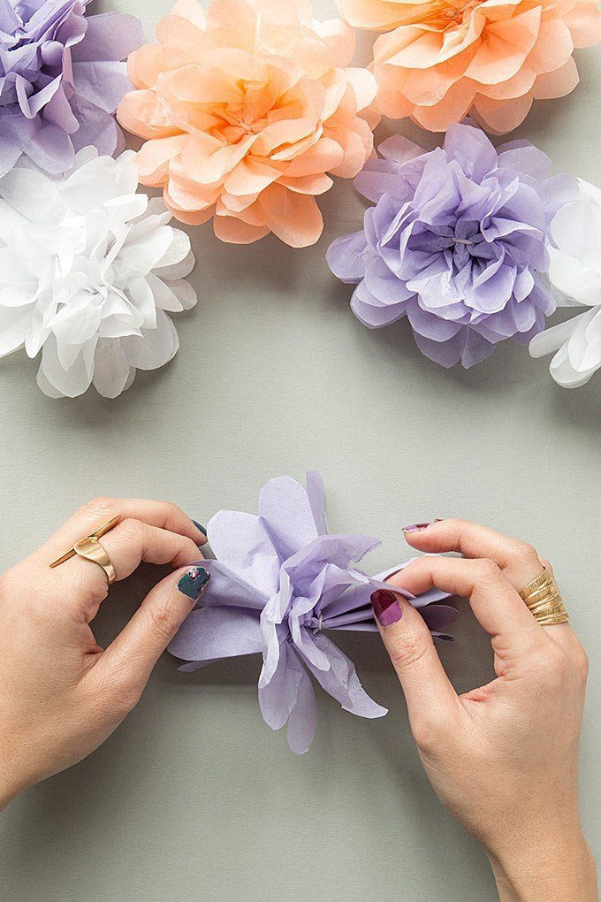 Цветы на свадьбу из бумаги - идеи оформления, как сделать своими руками, видео