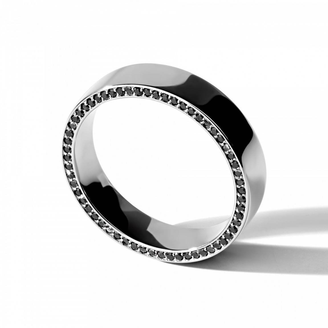 Обручальные кольца с эмалью? в тренде [2022] – черной & белой с бриллиантами
