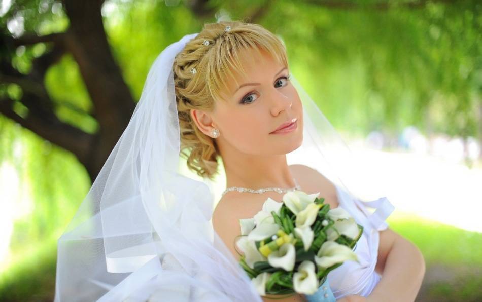 Свадебные прически на каре фото: стильные укладки для коротких волос