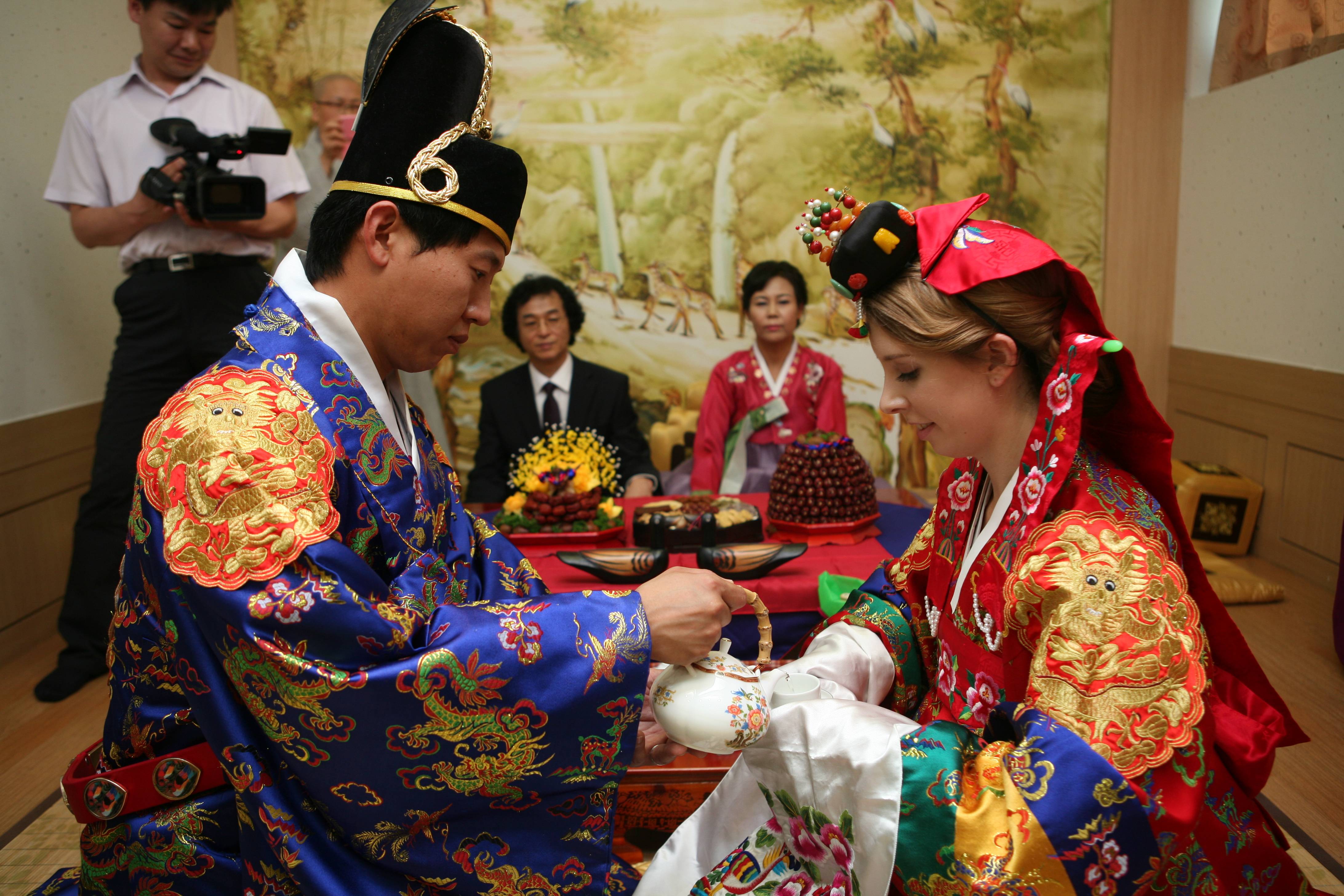 Корейская свадьба: традиции, особенности, обряды