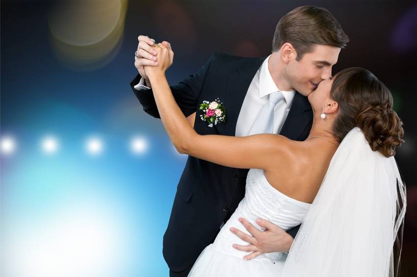 Танец жениха и невесты с сюрпризом ? красивые свадебные танцы, невеста и жених на свадьбе